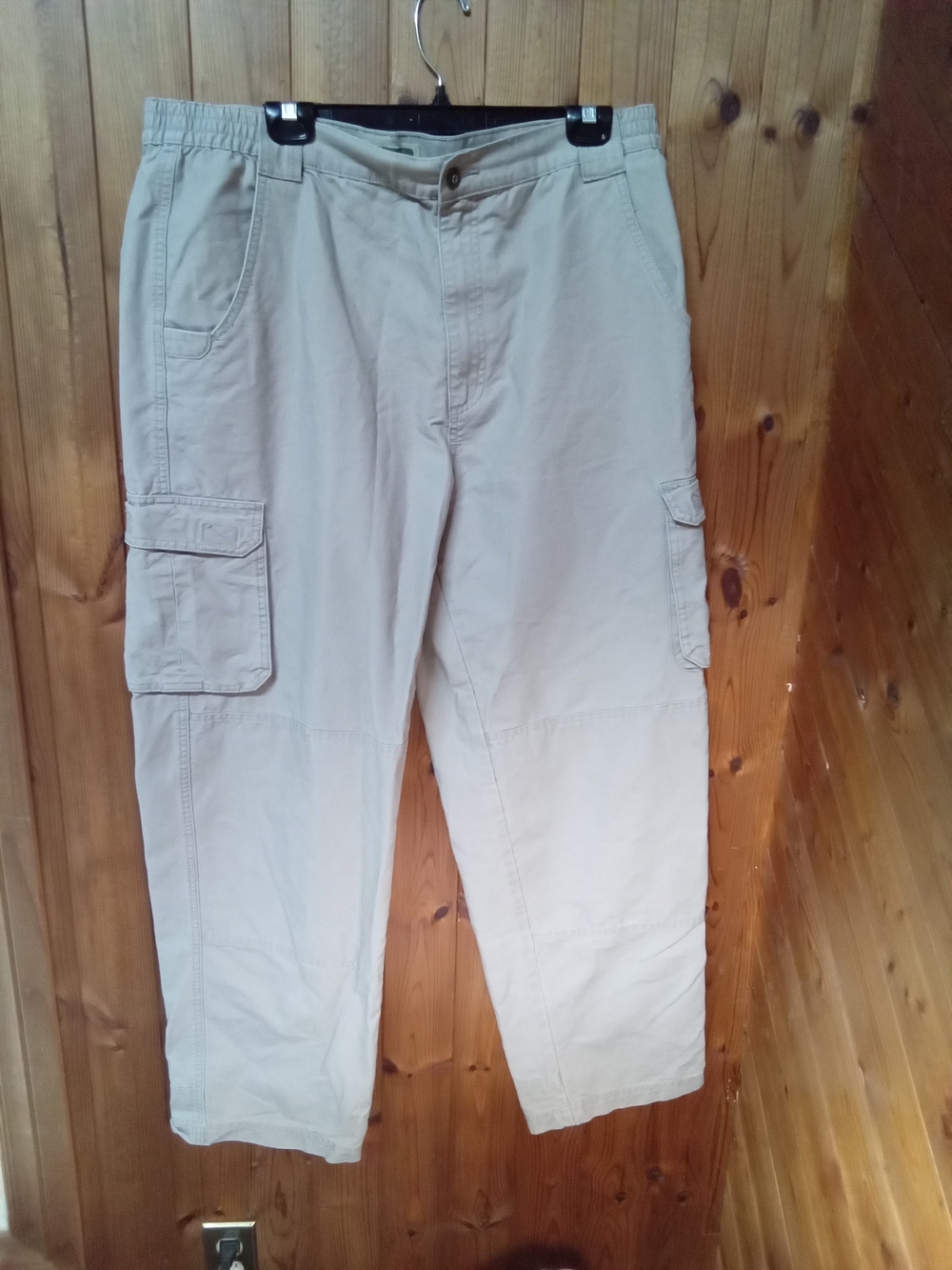 Cabela's Trail Hiker 38x32 Tan Men's Cargo Pants - Utility Pockets